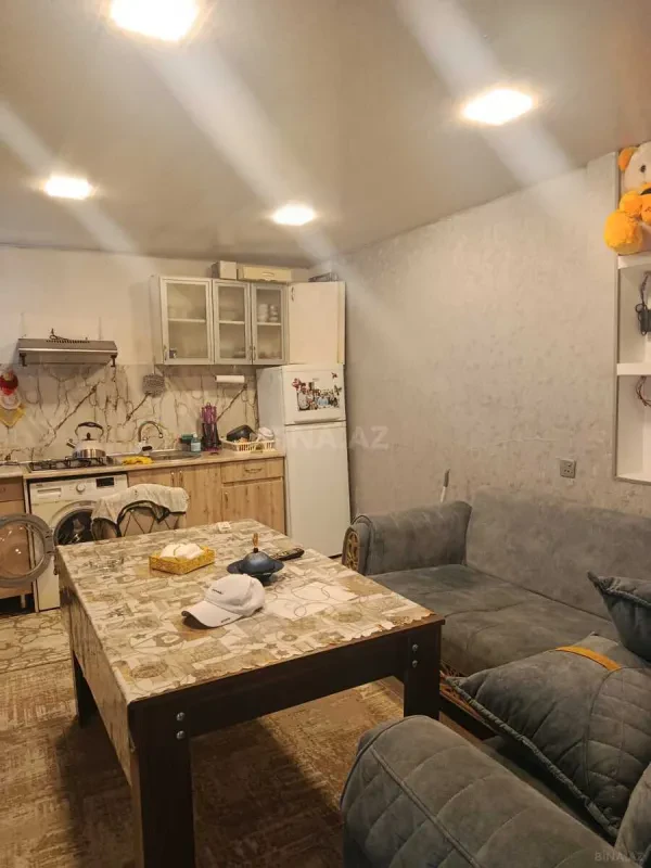Kirayə verilir 2 otaqlı mənzil 40 m²