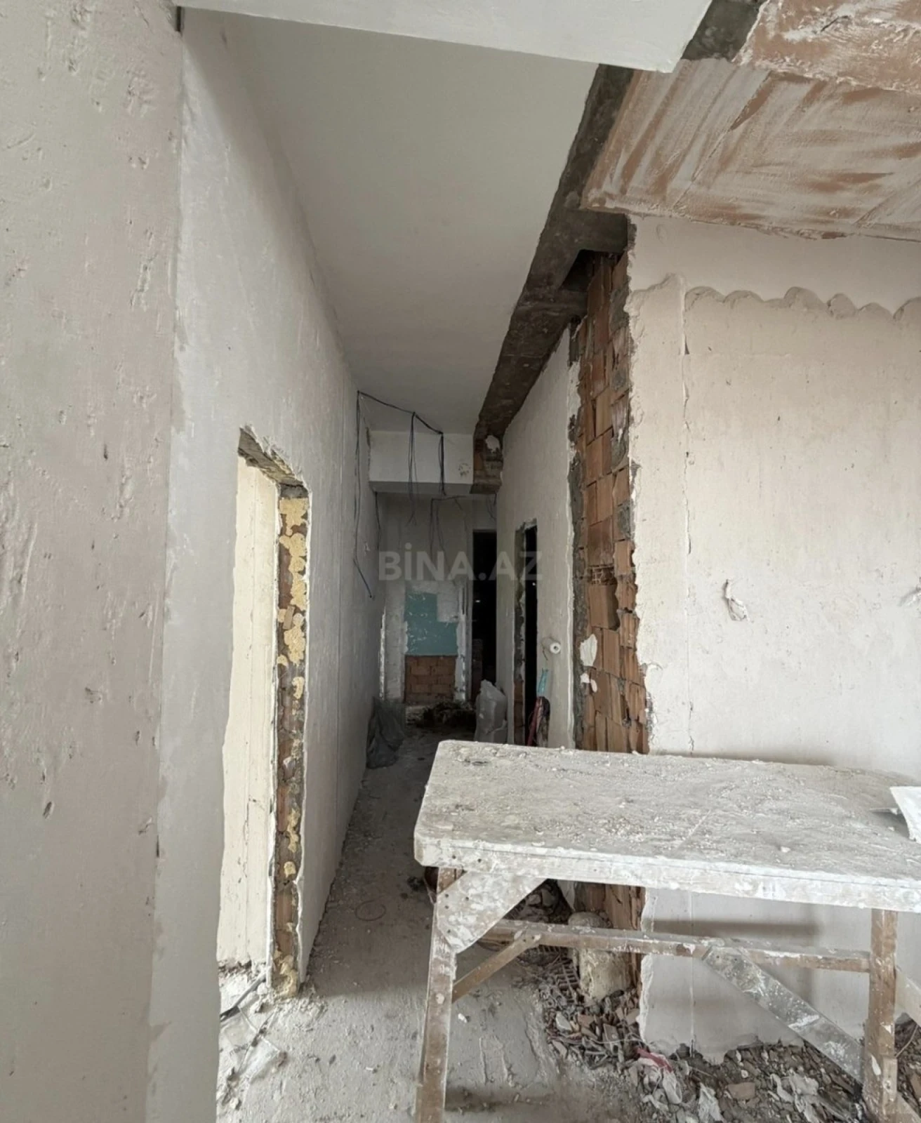 Satılır 3 otaqlı mənzil 125 m²