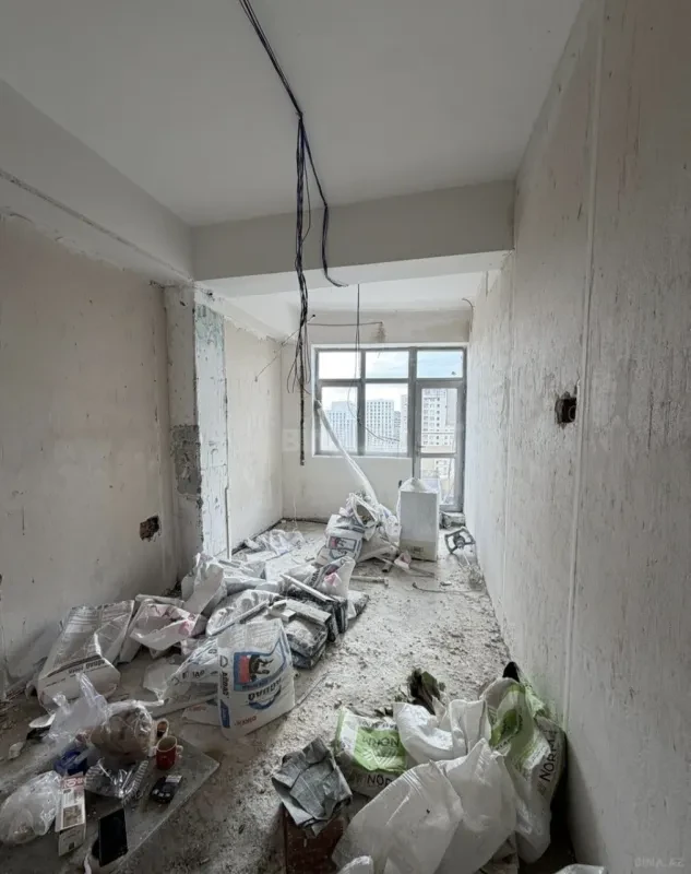 Satılır 3 otaqlı mənzil 125 m²
