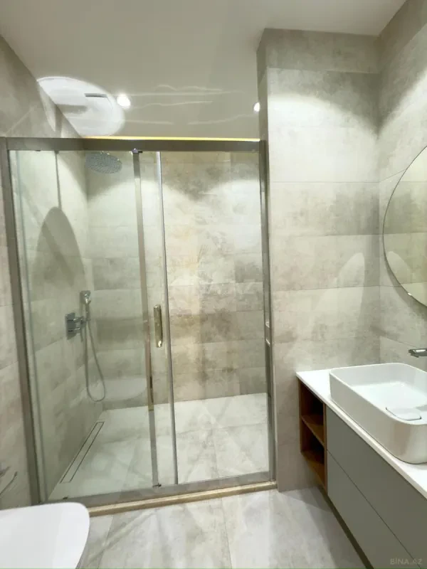 Satılır 3 otaqlı mənzil 130 m²