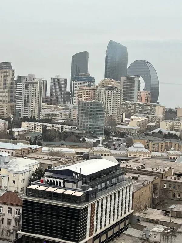 Kirayə verilir 3 otaqlı mənzil 100 m²