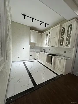 Kirayə verilir 3 otaqlı mənzil 100 m²