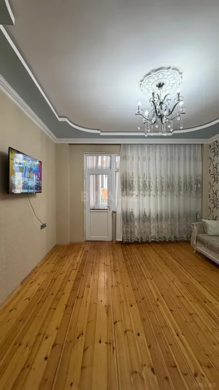 Satılır 2 otaqlı mənzil 62 m²