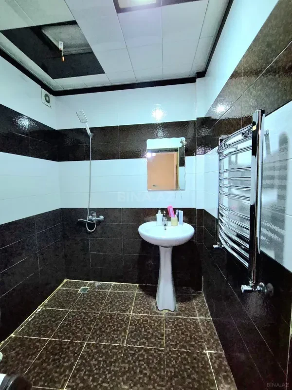 Satılır 2 otaqlı mənzil 80 m²