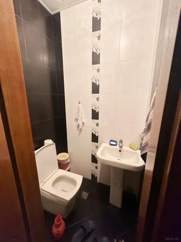 Satılır 3 otaqlı mənzil 135 m²