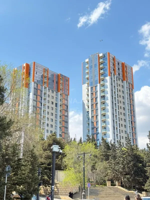 Kirayə verilir 3 otaqlı mənzil 100 m²
