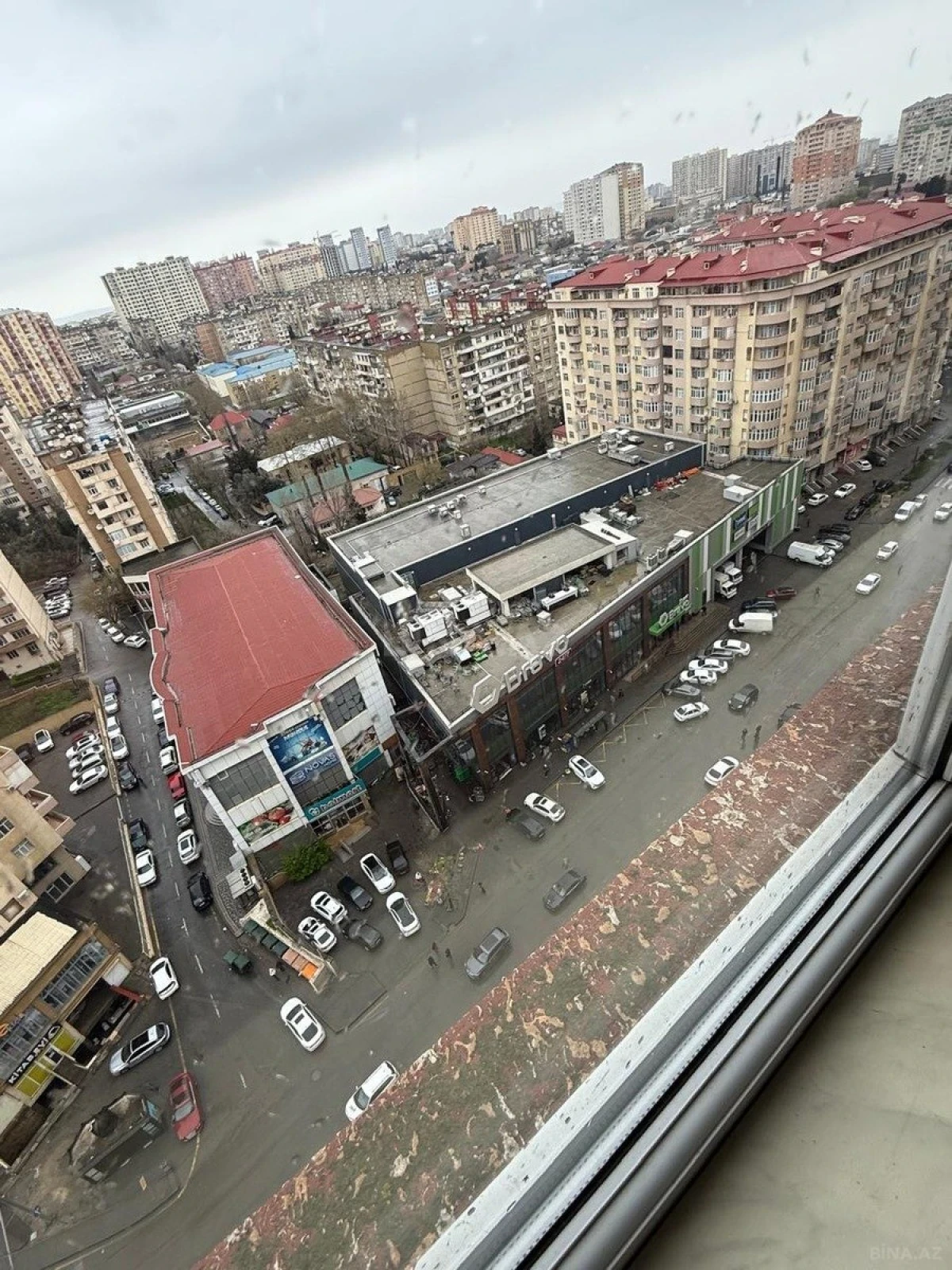 Satılır 2 otaqlı mənzil 78 m²