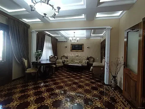Satılır 4 otaqlı mənzil 110 m²