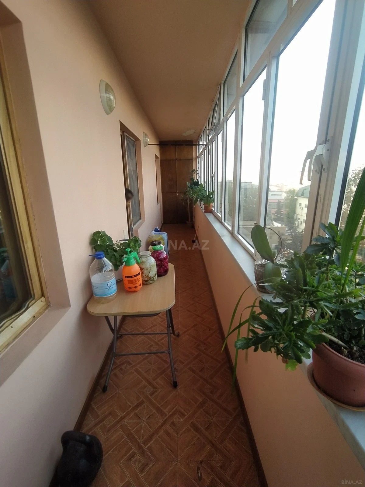 Satılır 4 otaqlı mənzil 110 m²