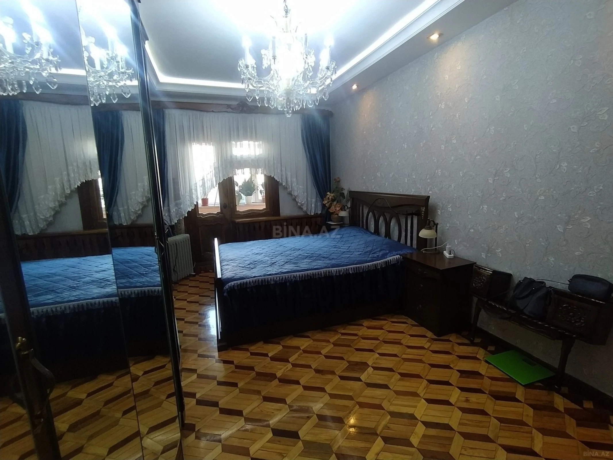 Satılır 4 otaqlı mənzil 110 m²