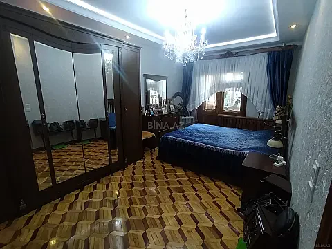 Satılır 4 otaqlı mənzil 110 m²
