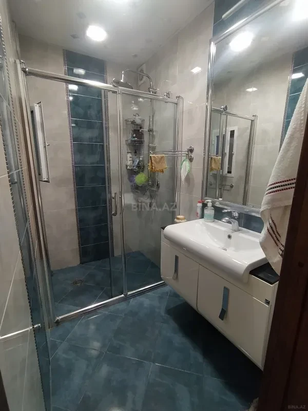 Satılır 4 otaqlı mənzil 110 m²