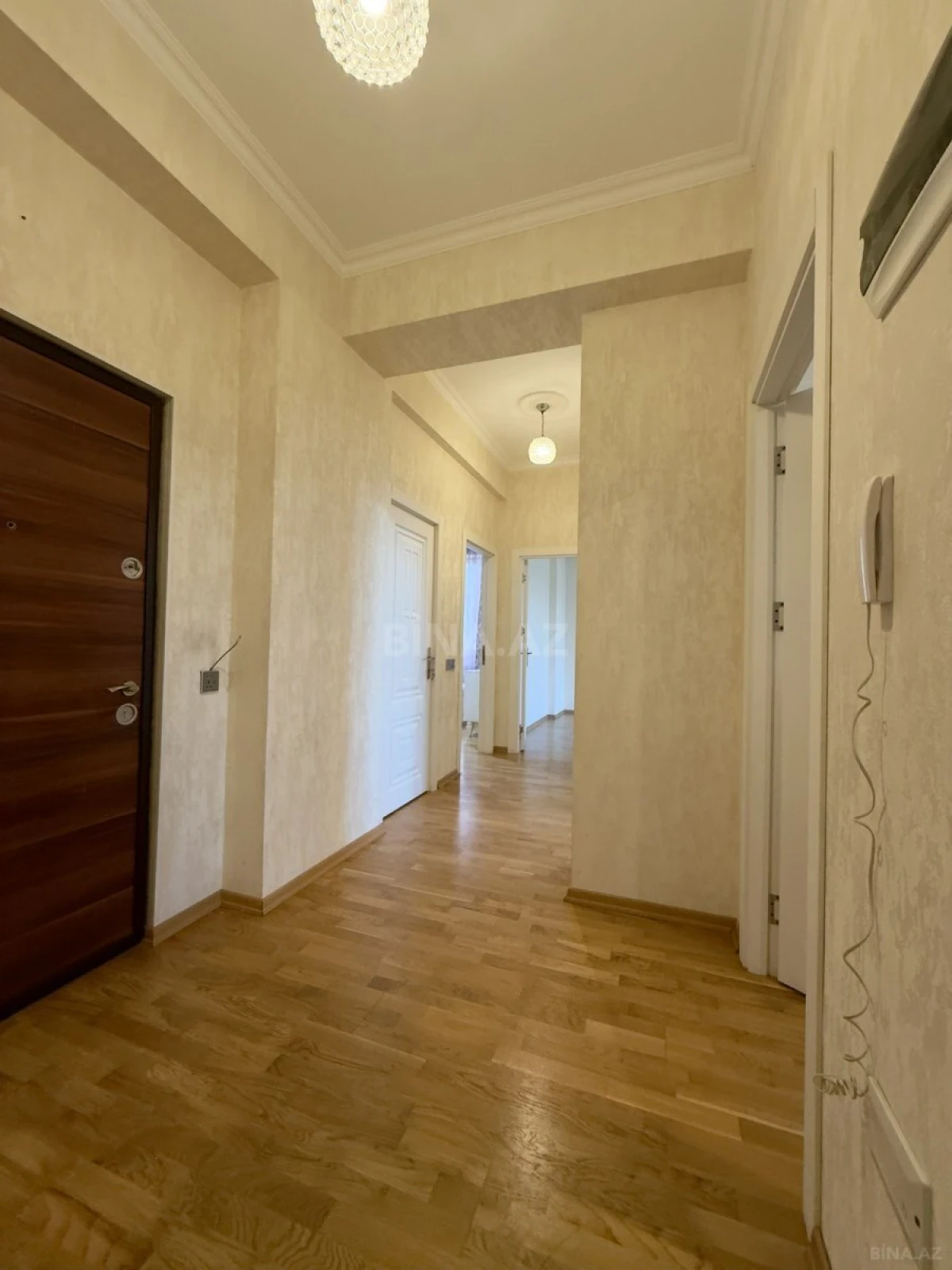 Satılır 3 otaqlı mənzil 90 m²