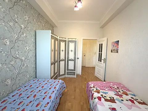 Satılır 3 otaqlı mənzil 90 m²