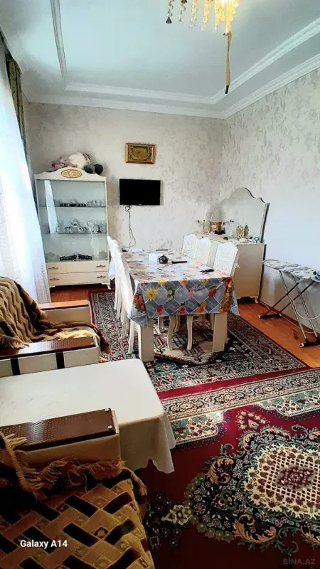 Satılır 2 otaqlı həyət evi 50 m²