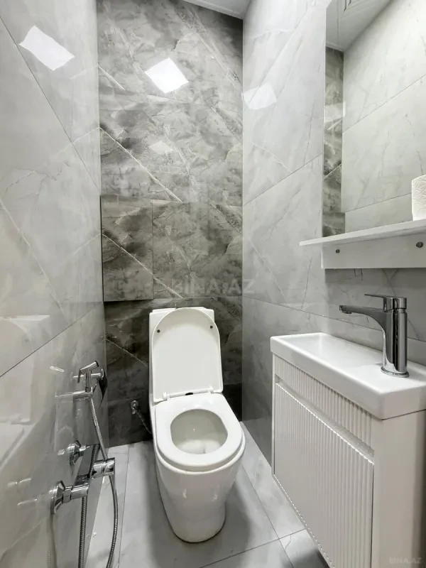 Kirayə verilir 2 otaqlı mənzil 85 m²
