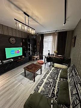 Satılır 2 otaqlı mənzil 66 m²