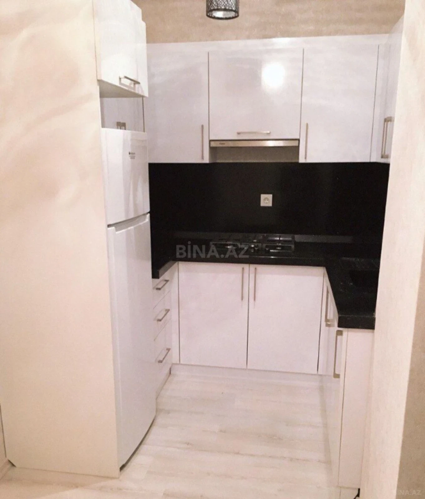 Kirayə verilir 2 otaqlı mənzil 50 m²