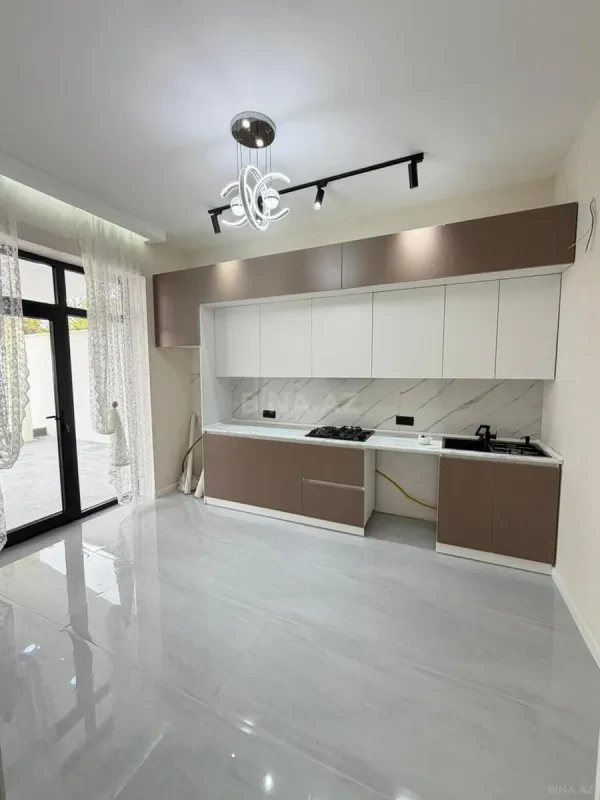 Satılır 4 otaqlı həyət evi 140 m²