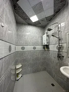 Satılır 2 otaqlı mənzil 58 m²