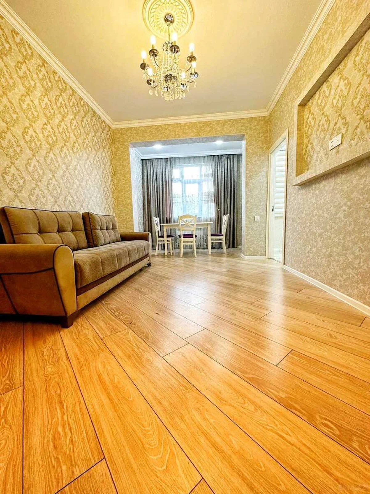 Satılır 2 otaqlı mənzil 58 m²