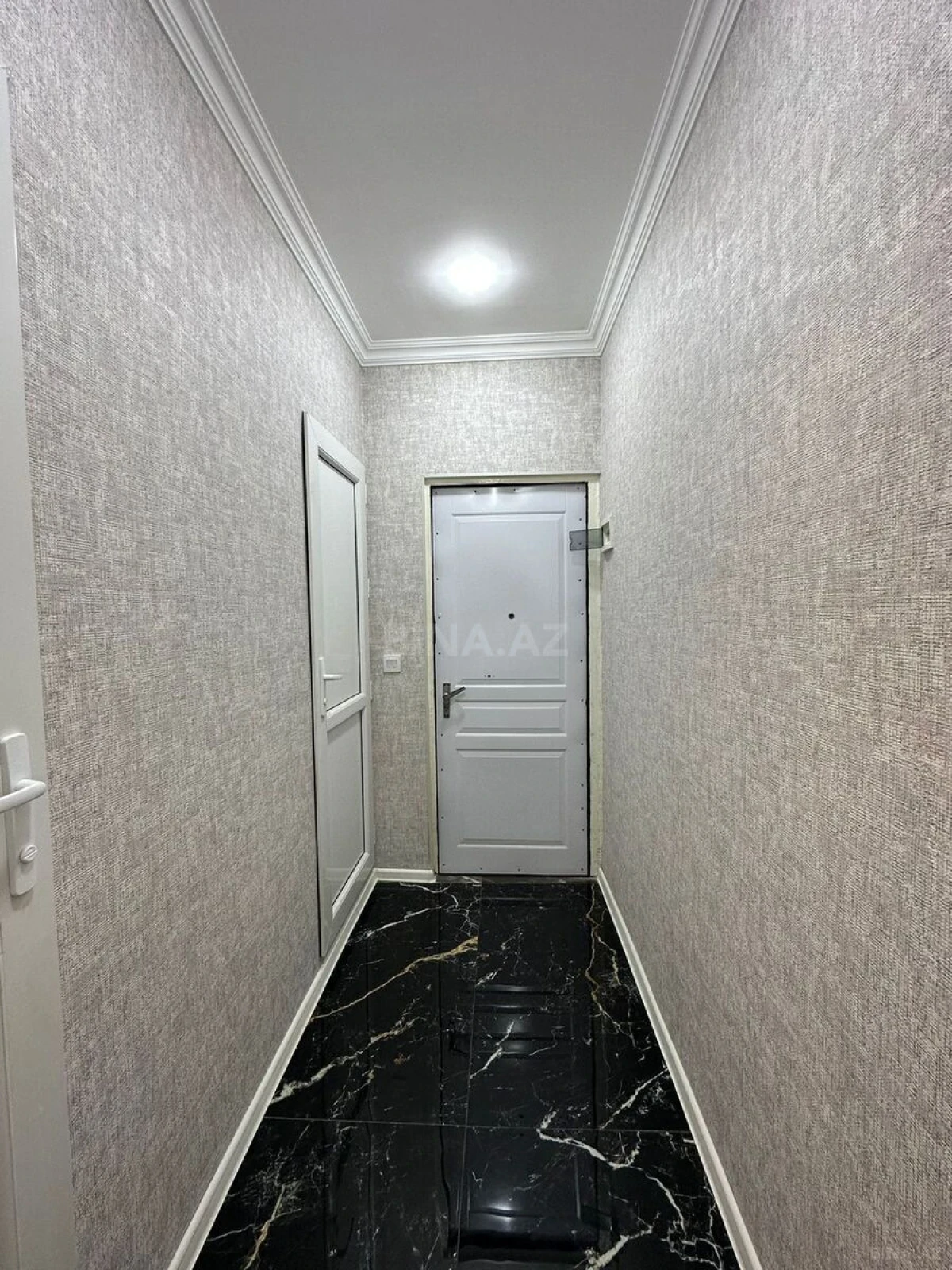 Satılır 2 otaqlı mənzil 58 m²