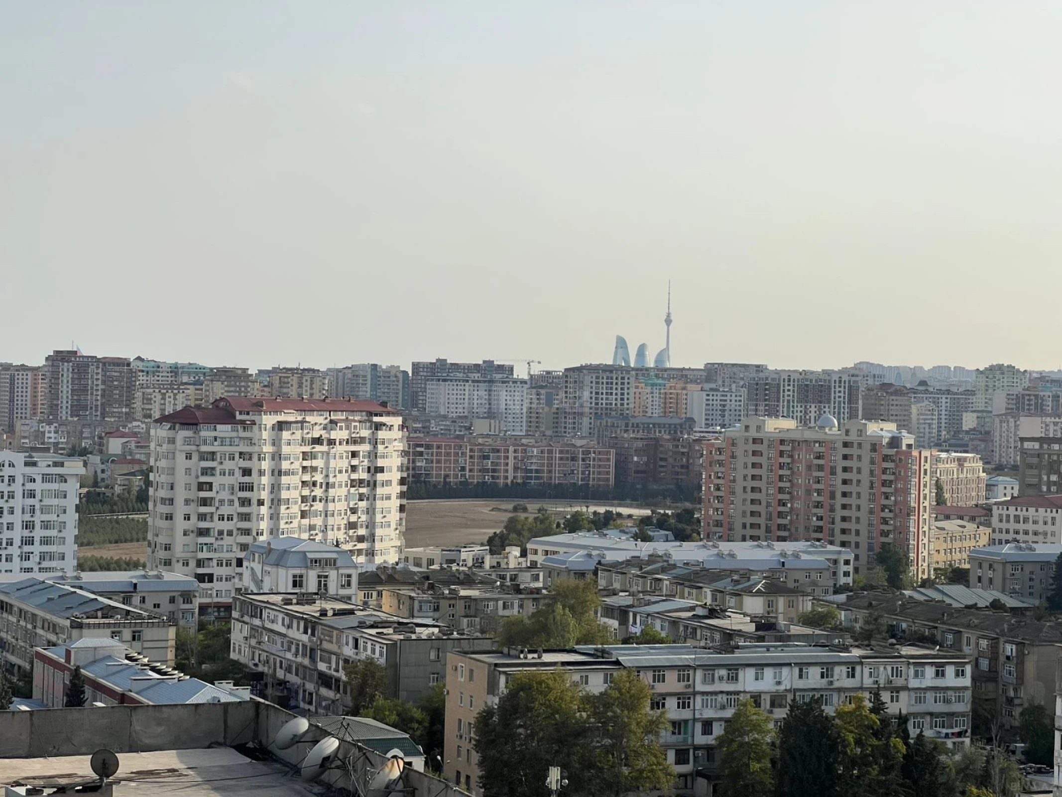 Kirayə verilir 3 otaqlı mənzil 96 m²