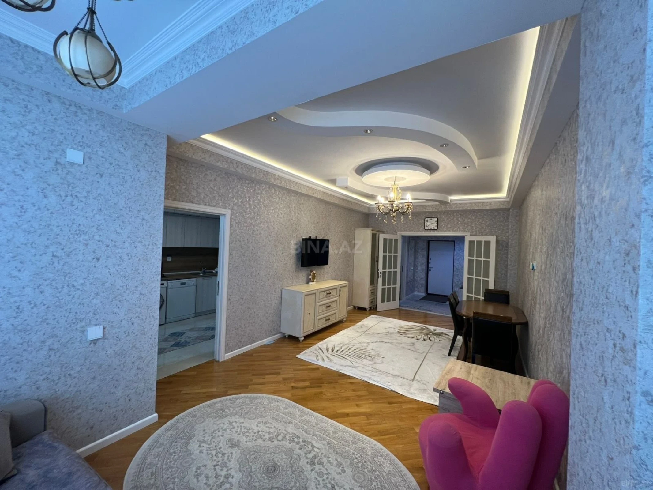 Kirayə verilir 3 otaqlı mənzil 96 m²