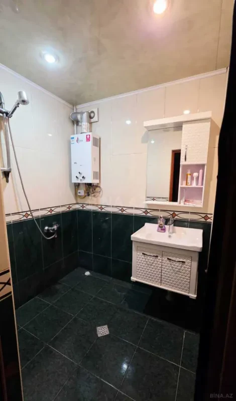 Satılır 2 otaqlı mənzil 65 m²