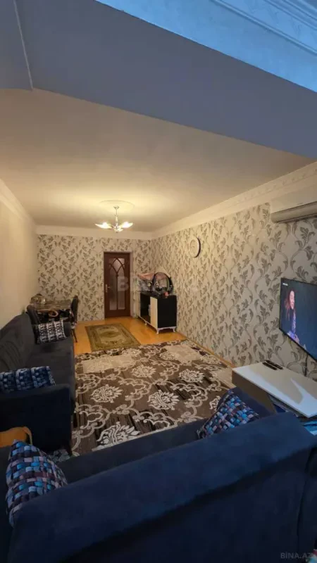 Satılır 2 otaqlı mənzil 65 m²