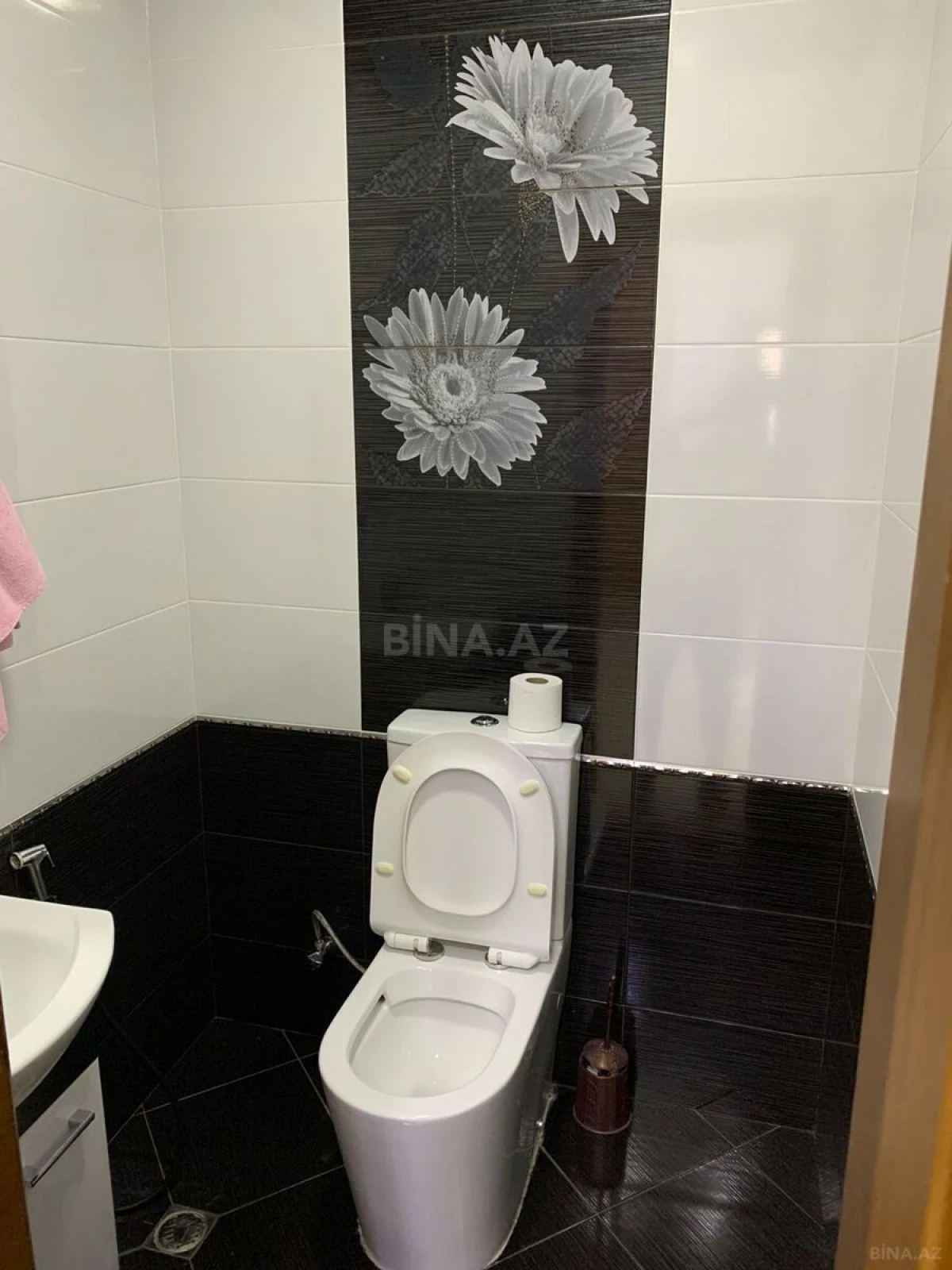 Satılır 3 otaqlı mənzil 104 m²