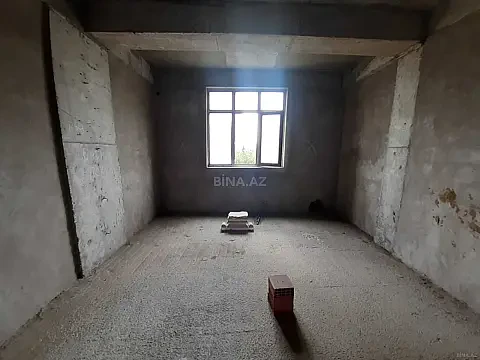 Satılır 4 otaqlı mənzil 200 m²