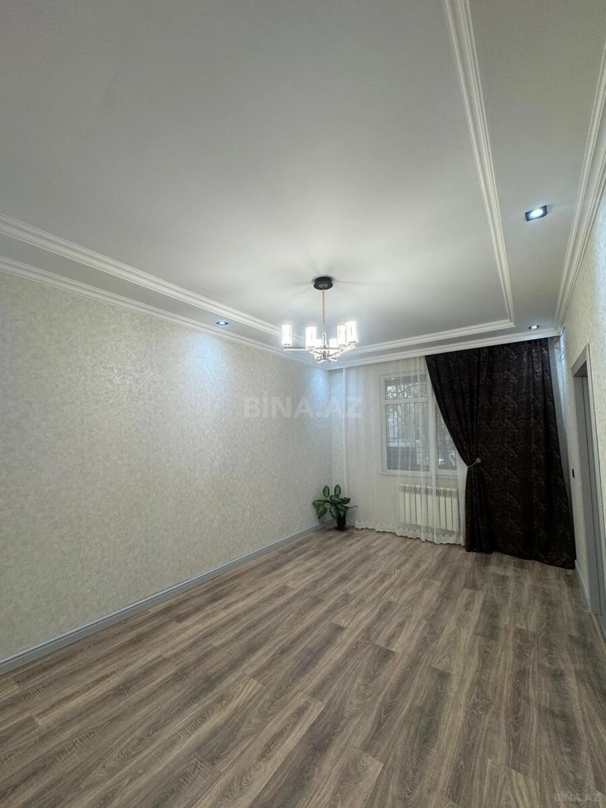 Satılır 2 otaqlı mənzil 43 m²