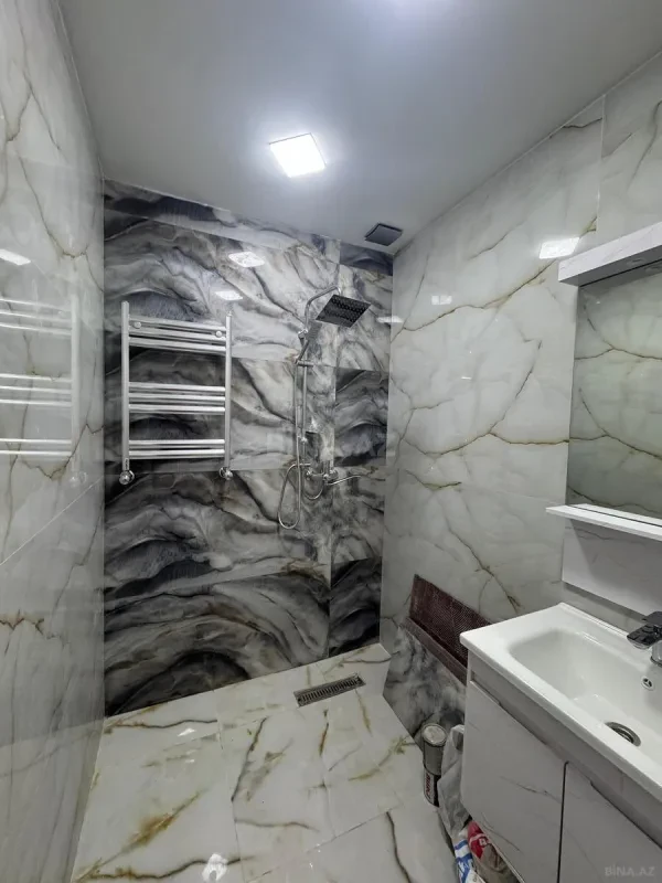 Satılır 2 otaqlı mənzil 43 m²