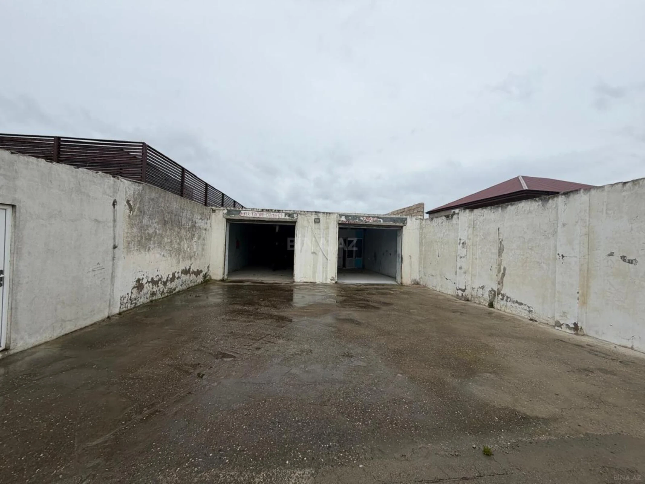 Satılır obyekt 700 m²