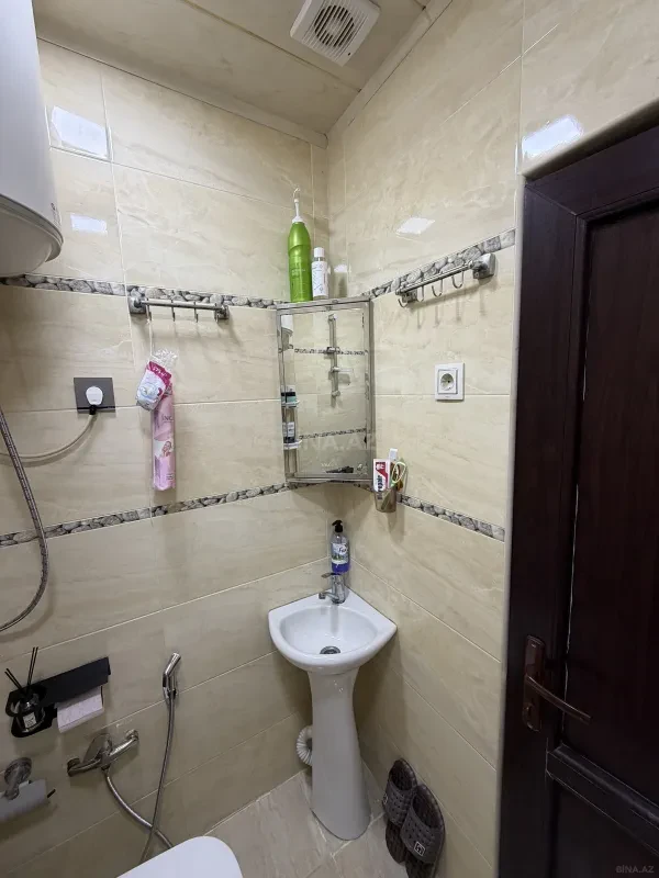 Kirayə verilir 2 otaqlı mənzil 44 m²