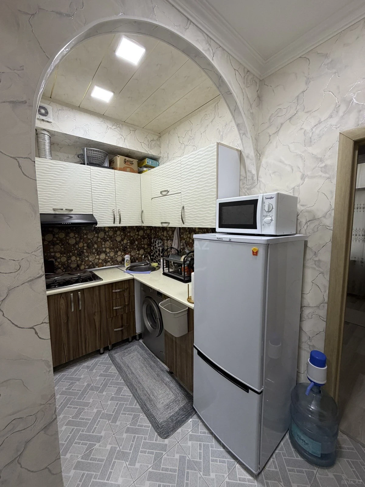Kirayə verilir 2 otaqlı mənzil 44 m²