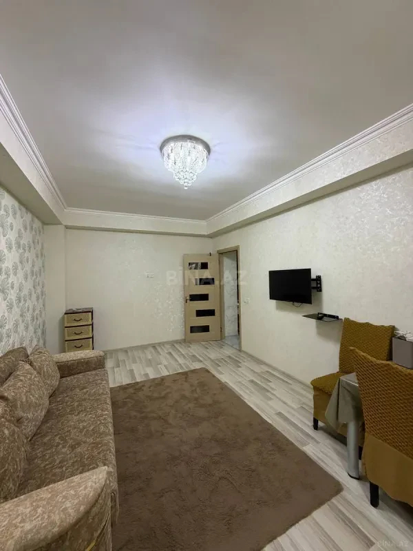 Kirayə verilir 2 otaqlı mənzil 44 m²
