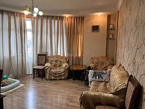 Satılır 2 otaqlı mənzil 87 m² — Bakı, Memar Əcəmi yanı 2 otaq 87.00 m²