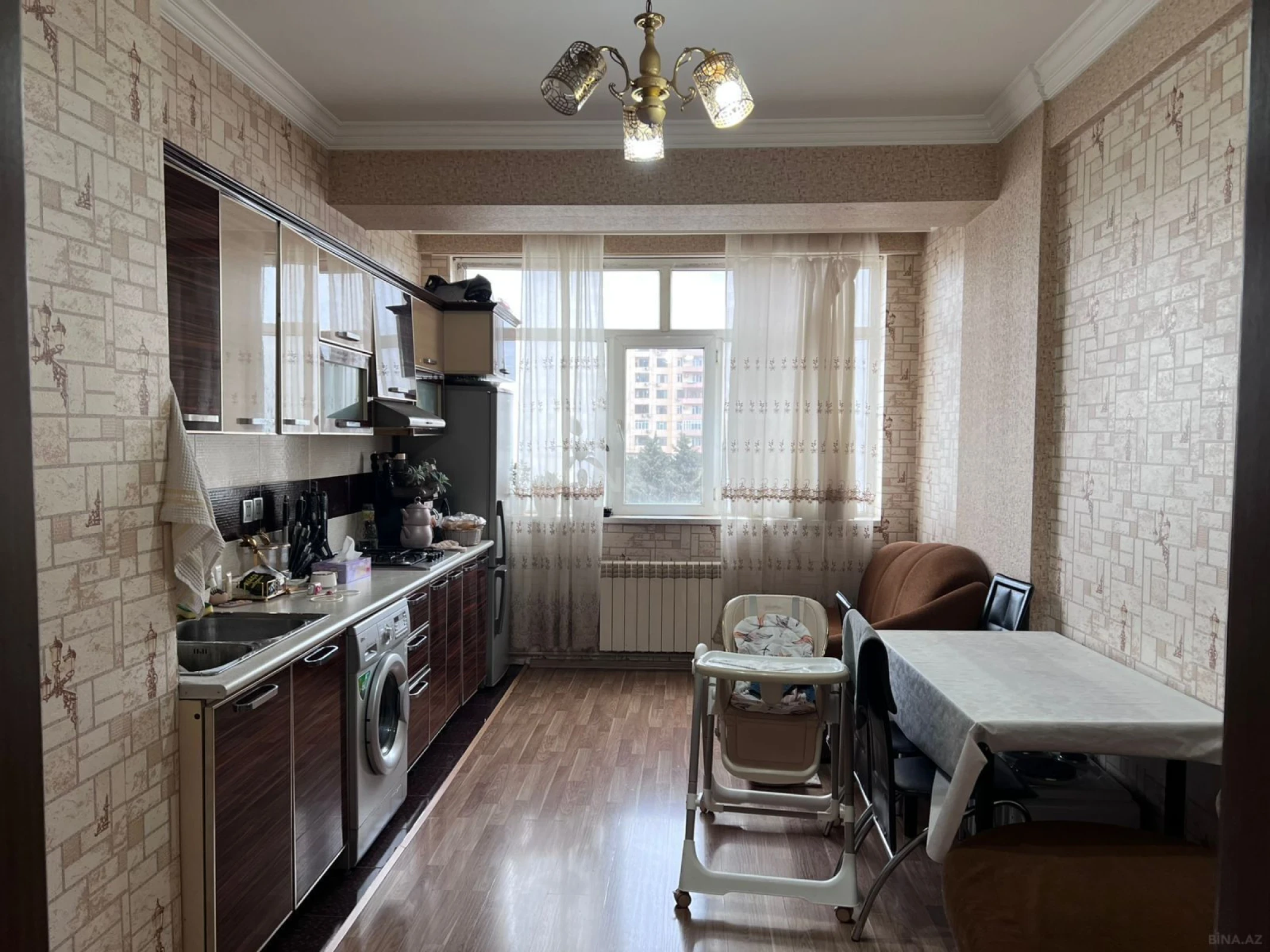 Satılır 2 otaqlı mənzil 87 m²