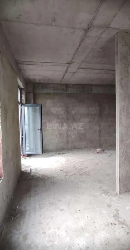 Satılır 3 otaqlı mənzil 147 m²