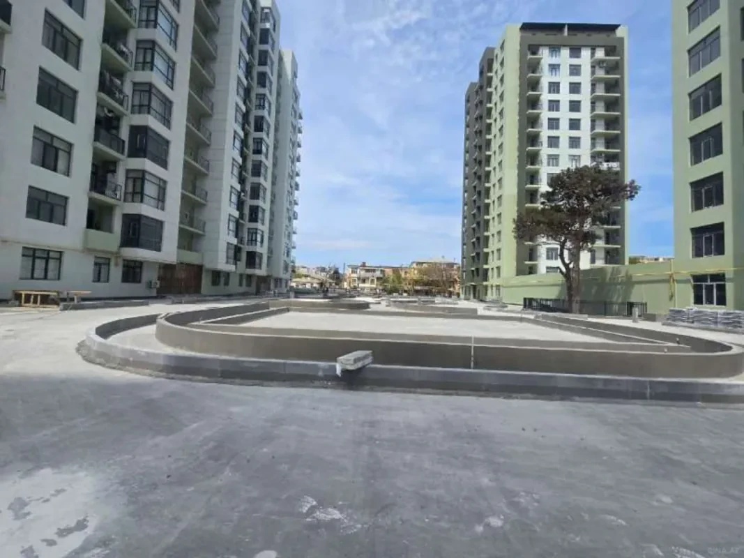 Satılır 3 otaqlı mənzil 147 m²
