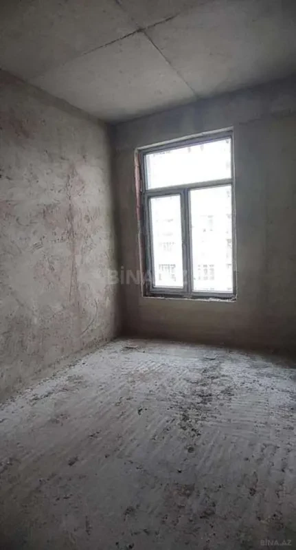 Satılır 3 otaqlı mənzil 147 m²