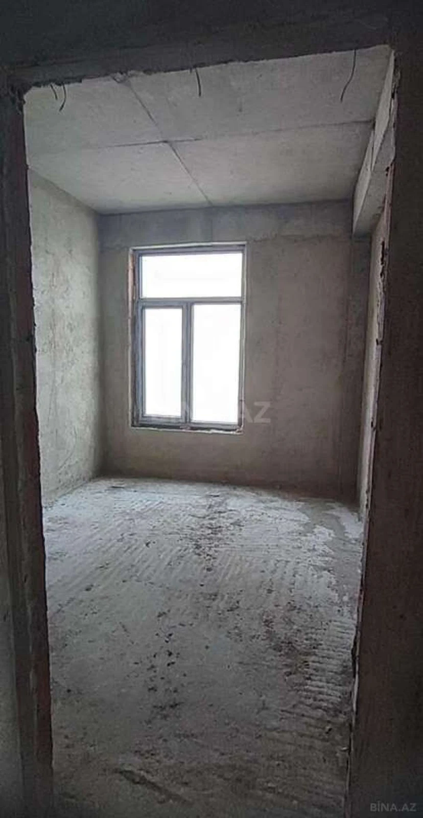 Satılır 3 otaqlı mənzil 147 m²