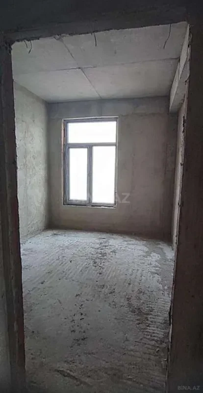Satılır 3 otaqlı mənzil 147 m²