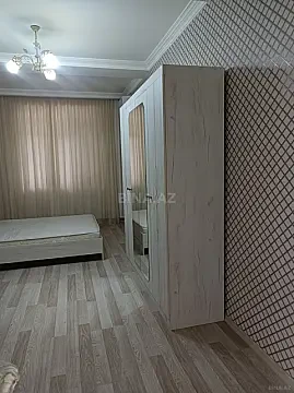 Kirayə verilir 2 otaqlı mənzil 80 m²