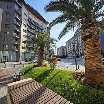 Satılır 3 otaqlı mənzil 130 m²