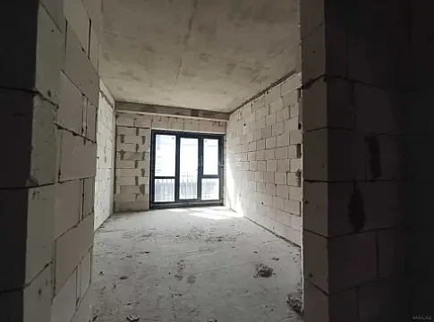 Satılır 3 otaqlı mənzil 130 m²