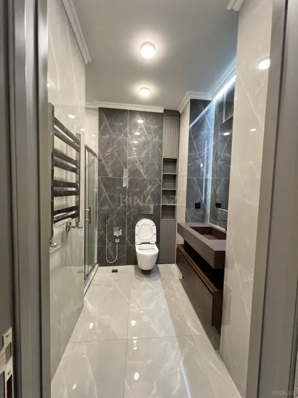 Satılır 3 otaqlı mənzil 150 m²