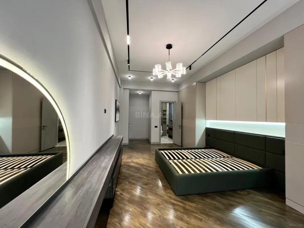 Satılır 3 otaqlı mənzil 150 m²